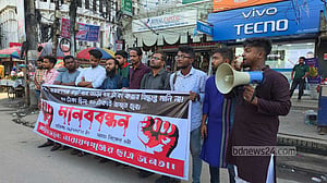 ঢাকা-নারায়ণগঞ্জ: সমালোচনার মুখে বর্ধিত বাসভাড়া স্থগিত