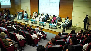 নর্থ সাউথ ইউনিভার্সিটিতে নির্বাচন নিয়ে সংলাপ