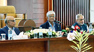 ২০০ কোটি টাকার বেশি পাচারকারী ‘১০১ জন’ চিহ্নিত: অর্থ উপদেষ্টা