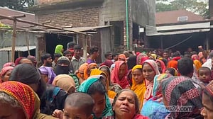 ধামরাইয়ে সাবেক স্ত্রীকে ‘কুপিয়ে হত্যার পর’ যুবকের ‘আত্মহত্যা’