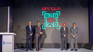 স্ট্যান্ডার্ড চার্টার্ডের এসসি অ্যাপে বাংলা কিউআর কোডে লেনদেন সুবিধা