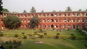 ঢাবির হল সংসদ নির্বাচন: ১৩ পদে প্রার্থী ১০৩৫