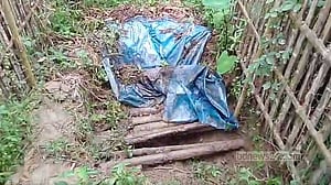 সিরাজগঞ্জে ৭ কবর থেকে কংকাল চুরি