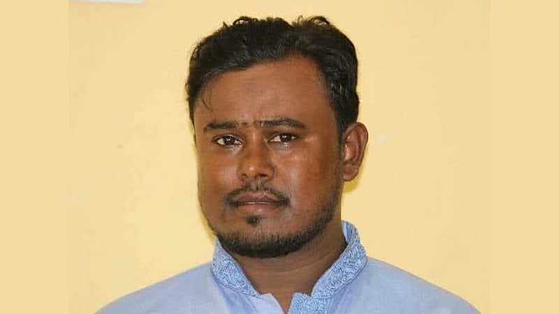 ‘সাদাপাথরে’ লুটপাট: ইউপি চেয়ারম্যান গ্রেপ্তার