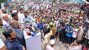 সংস্কার ছাড়া নির্বাচনের ঘোষণা ‘বিশ্বাসঘাতকতার’ শামিল হবে: তাহের
