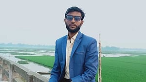 টাঙ্গাইলে যুবদল নেতাকে ‘থাপ্পড়’, এসআই প্রত্যাহার
