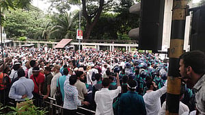 মূল বেতনের ২০% বাড়ি ভাড়া দাবি এমপিও শিক্ষকদের, ব্যয়ের হিসাব চাইল মন্ত্রণালয়