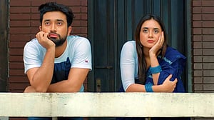 তিন সম্পর্কের টানাপোড়েনের গল্পে টেলিফিল্ম ‘শেষ ভালোবাসা’