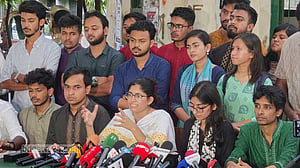 ডাকসুর আচরণবিধি নিয়ে প্রশাসন ‘উদাসীন’: উমামা