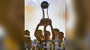 ১০ বছর পর আর্জেন্টিনার বর্ষসেরা দি মারিয়া