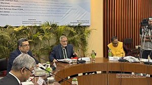 এনবিআর ভাগ: এ সরকারের আমলেই 'দুই সচিব’