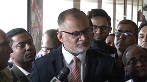 সরকারকে না জানিয়ে ভোজ্যতেলের দাম বাড়ানো হয়েছে: বশিরউদ্দীন