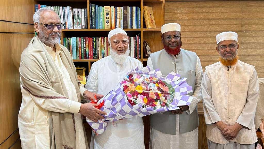 জামায়াতে যোগ দিলেন বিএনপির সাবেক এমপি আখতারুজ্জামান