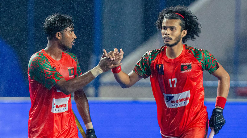 আমিরুলের হ্যাটট্রিকে দক্ষিণ কোরিয়াকে রুখে দিল বাংলাদেশ