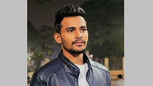 ফেইসবুক পেইজ খোয়ালেন আসিফ মাহমুদ
