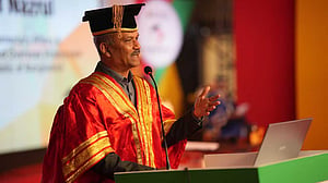 পুলিশ, প্রশাসন ও বিচার পরিচালনা ‘কঠিন হয়ে পড়েছে’: আইন উপদেষ্টা