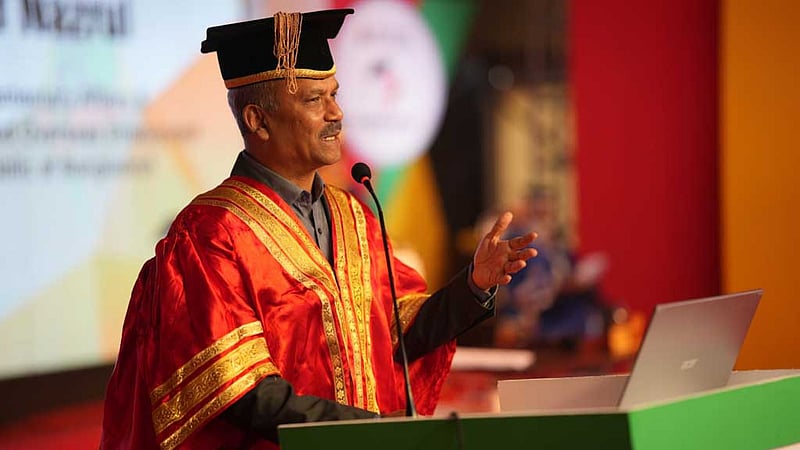 পুলিশ, প্রশাসন ও বিচার পরিচালনা ‘কঠিন হয়ে পড়েছে’: আইন উপদেষ্টা