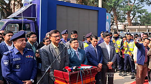 ‘নির্বাচিত সরকারের কাছে ক্ষমতা হস্তান্তর করে আমরা সরে যাব’