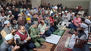 খালেদা জিয়ার সুস্থতা কামনায় বগুড়ায় সাংবাদিকদের দোয়া অনুষ্ঠান