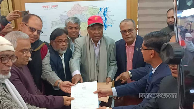 বগুড়ায় খালেদা জিয়া ও তারেক রহমানের পক্ষে মনোনয়নপত্র উত্তোলন