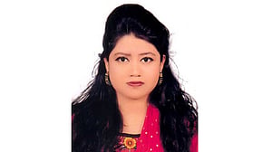 বাসার বাথরুমে পড়েছিল নারী প্রভাষকের লাশ, মাথায় আঘাতের চিহ্ন
