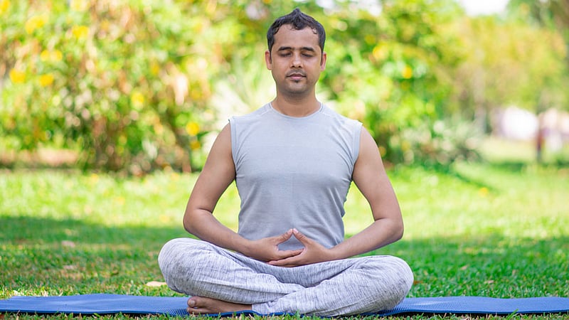 শ্বাসচর্চা যেভাবে শরীর ও মনকে সুস্থ রাখে