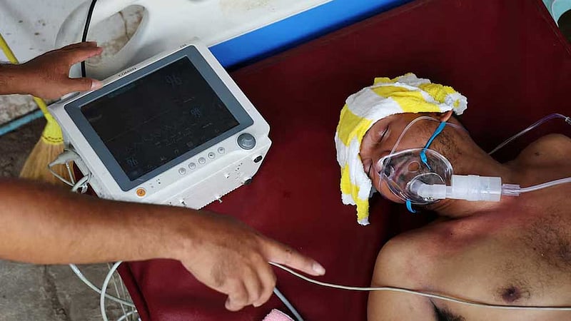 থাইল্যান্ডের বিরুদ্ধে 'বিষাক্ত গ্যাস' ব্যবহারের অভিযোগ কম্বোডিয়ার