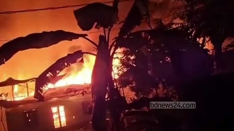 ফটিকছড়িতে আগুনে পুড়লো বসতঘর, ২০ লাখ টাকার ক্ষতি