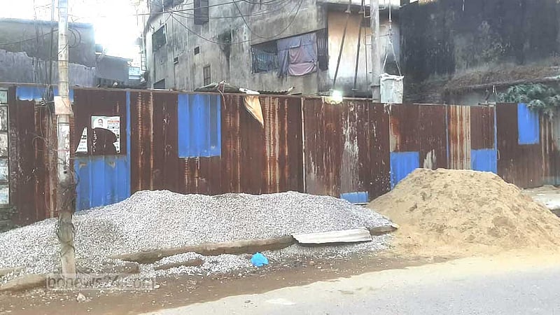 চট্টগ্রামে ভবন নির্মাণে ‘চাঁদা দাবি’, প্রকাশ্যে অস্ত্র উঁচিয়ে গুলি