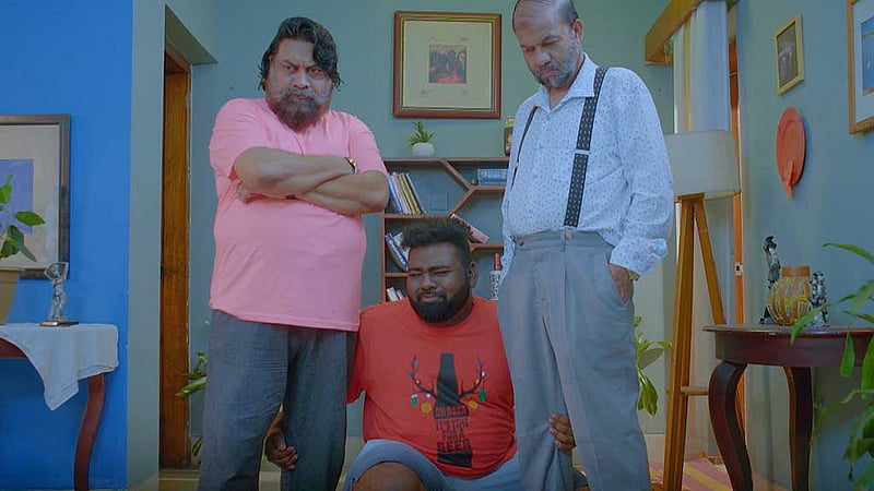 শতপর্ব পার করেছে ‘তেল ছাড়া পরোটা’