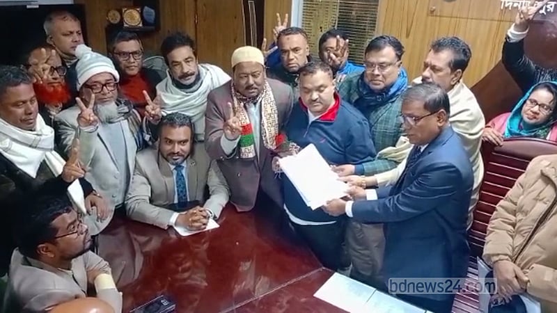 দিনাজপুর-৩ আসনে খালেদা জিয়ার মনোনয়নপত্র জমা, আরেক নেতার সংগ্রহ