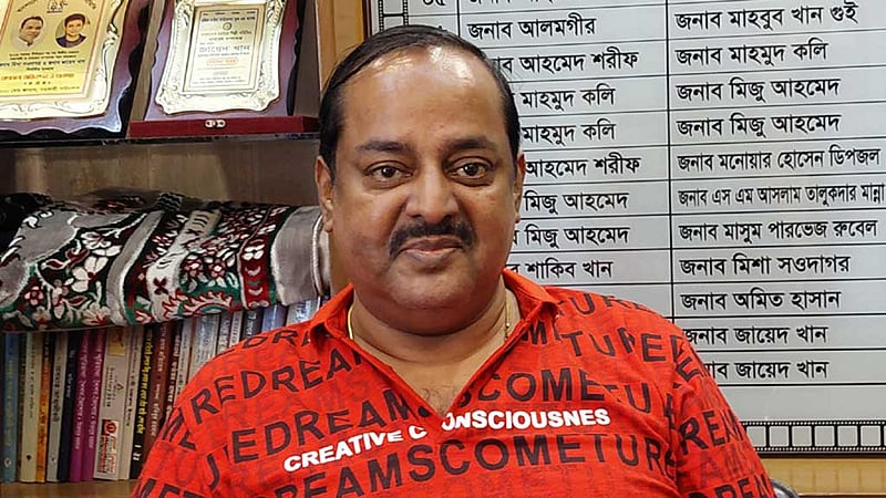 ‘মারধর-অ্যাসিড নিক্ষেপ’: ডিপজলের বিরুদ্ধে অভিযোগের ‘সত্যতা পায়নি’ সিআইডি