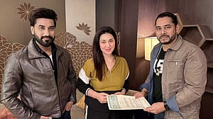 রোমান্টিক থ্রিলারে অপু বিশ্বাস ও সজলের ‘দুর্বার’
