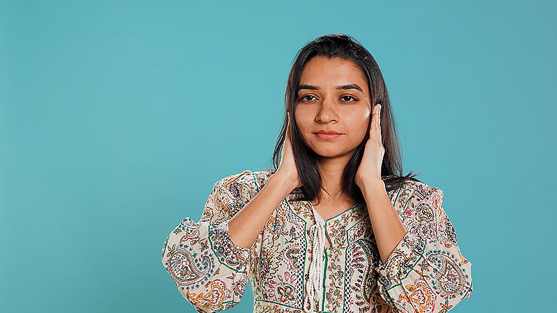 গলা ও চোয়াল চিকন করার ব্যায়াম