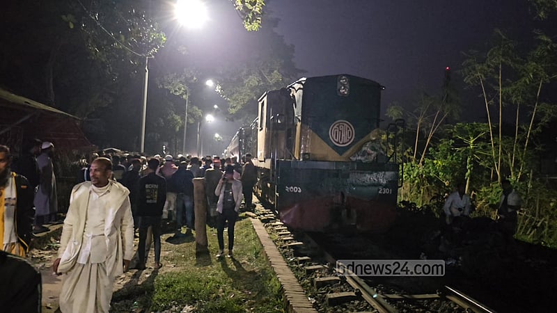 শ্রীপুরে ট্রেনের ইঞ্জিন বিকল, ঢাকা-ময়মনসিংহ রেল যোগাযোগ বন্ধ