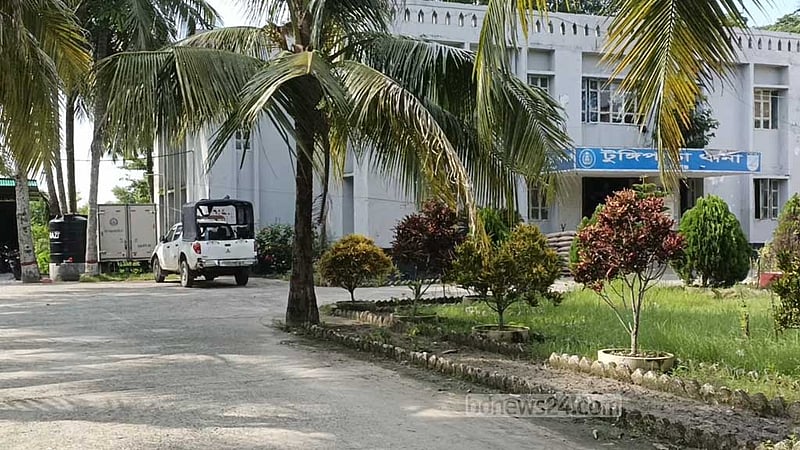 ‘ডেভিল হান্ট ফেজ-২’: টুঙ্গিপাড়ায় আওয়ামী লীগের ৪ নেতা গ্রেপ্তার