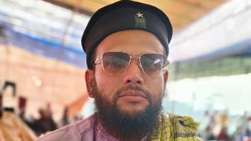 মাদ্রাসা ছাত্রীর ঝুলন্ত লাশ, শিক্ষিকার সহযোগিতায় সুপারের ধর্ষণের অভিযোগ
