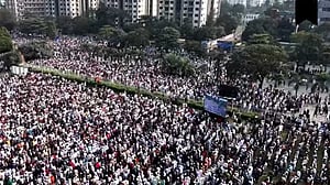 হাদির জানাজা ও রাজনীতির দেওয়াল লিখন