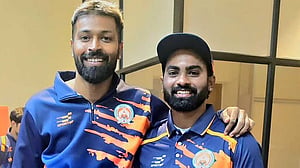 বিশ্ব রেকর্ড ছোঁয়ার এক ম্যাচ পর ভারতীয় ব্যাটসম্যানের ১২৭
