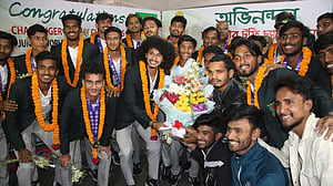 চ্যালেঞ্জার কাপ জিতে দেশে ফিরে নিয়মিত খেলার দাবি জানালেন আমিরুলরা