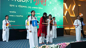 ডিজিটাল সহিংসতা প্রতিরোধে আইপাস বাংলাদেশের মঞ্চনাটক