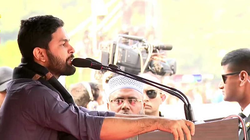 আমার ভাইয়ের ‘বদলা’ নিতে এসেছি: ইনকিলাব মঞ্চের সদস্য সচিব