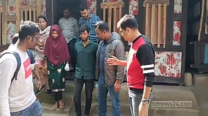 মোহাম্মদপুরে মা-মেয়ে খুন: স্বামীসহ আয়েশাকে রিমান্ডে চায় পুলিশ