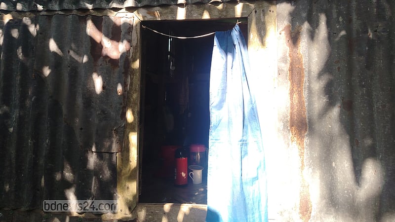 ওসমান হাদির ঝালকাঠির বাড়িতে চুরি