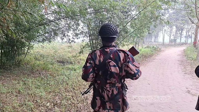 জয়পুরহাট সীমান্তে ফের বেড়া দেওয়ার চেষ্টা বিএসএফের, উত্তেজনা
