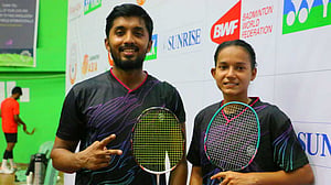 থাইল্যান্ডের জুটিকে হারিয়ে ফাইনালে জুমার-ঊর্মি