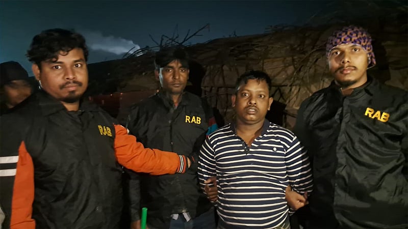 হাদিকে গুলি: ফয়সালের সহযোগী কবিরকে ১০ দিনের রিমান্ডে চায় পুলিশ