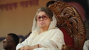 খালেদা জিয়ার মৃত্যুতে গভীর সমবেদনা মালদ্বীপের প্রেসিডেন্ট মইজ্জুর