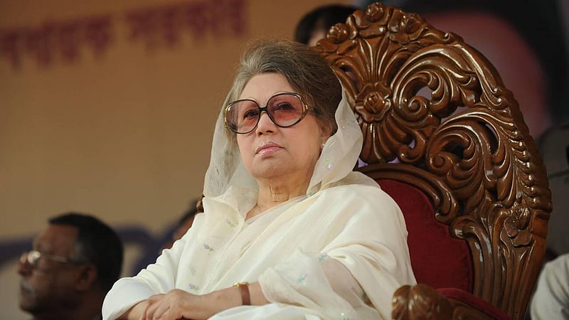 খালেদা জিয়ার মৃত্যুতে গভীর সমবেদনা মালদ্বীপের প্রেসিডেন্ট মইজ্জুর