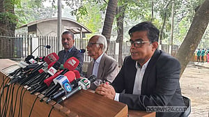 খালেদা জিয়ার ‘ভিভিআইপি মর্যাদা’ কার্যকরের নির্দেশ সরকারের